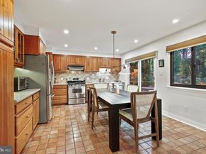 11220 Angus Place, Potomac MD 20854