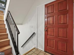11220 Angus Place, Potomac MD 20854