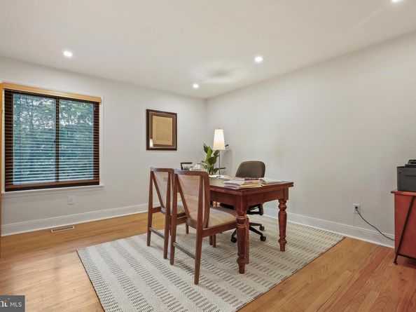 11220 Angus Place, Potomac MD 20854