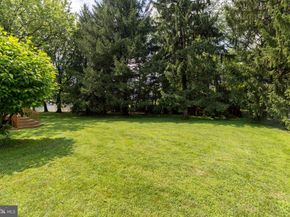 1018 Corn Crib Drive, Huntingdon Valley PA 19006