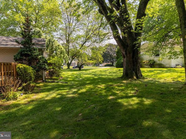 1018 Corn Crib Drive, Huntingdon Valley PA 19006