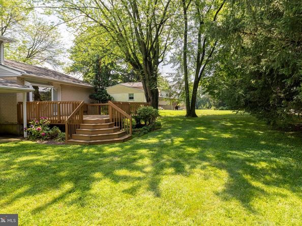 1018 Corn Crib Drive, Huntingdon Valley PA 19006