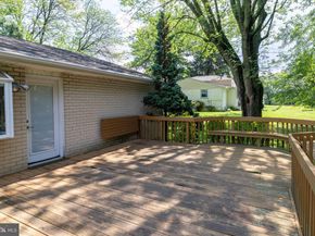1018 Corn Crib Drive, Huntingdon Valley PA 19006