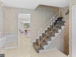 1018 Corn Crib Drive, Huntingdon Valley PA 19006