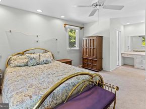 1018 Corn Crib Drive, Huntingdon Valley PA 19006
