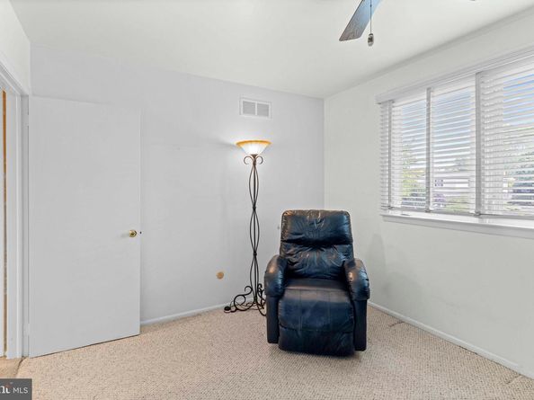 1018 Corn Crib Drive, Huntingdon Valley PA 19006