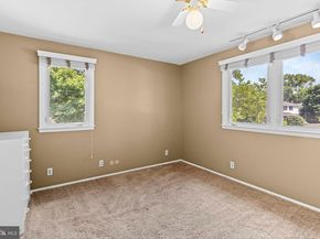 1018 Corn Crib Drive, Huntingdon Valley PA 19006