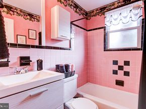 6941 Shelbourne Street, Philadelphia PA 19111