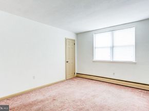 6941 Shelbourne Street, Philadelphia PA 19111