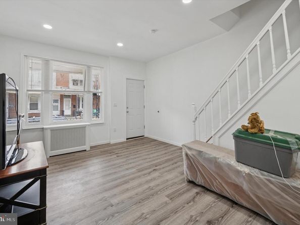 2053 Pickwick Street, Philadelphia PA 19134
