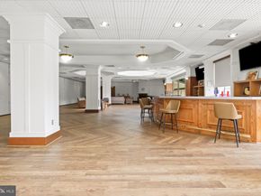 203 Yoakum Parkway 1516, Alexandria VA 22304