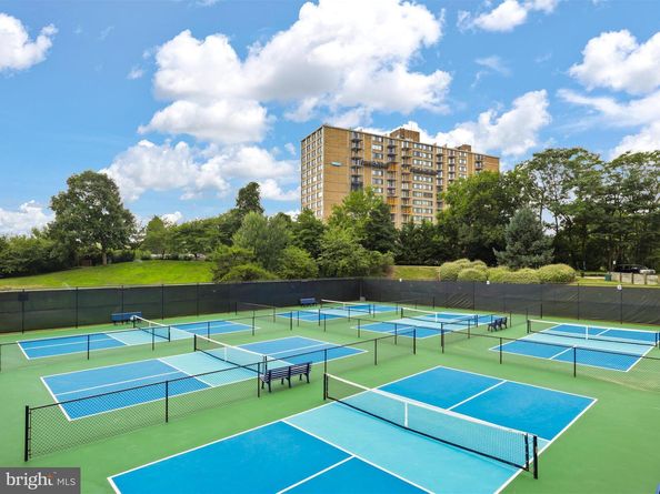 203 Yoakum Parkway 1516, Alexandria VA 22304