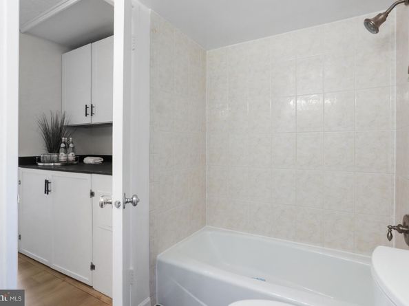 203 Yoakum Parkway 1516, Alexandria VA 22304