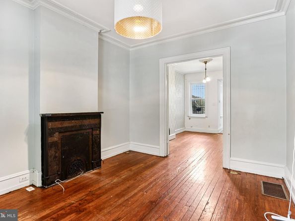 2335 Christian Street, Philadelphia PA 19146