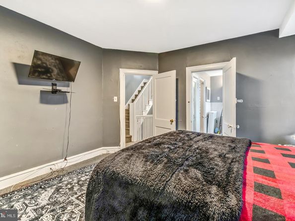 6243 Carpenter Street, Philadelphia PA 19143