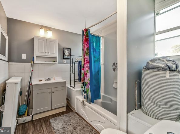 6243 Carpenter Street, Philadelphia PA 19143