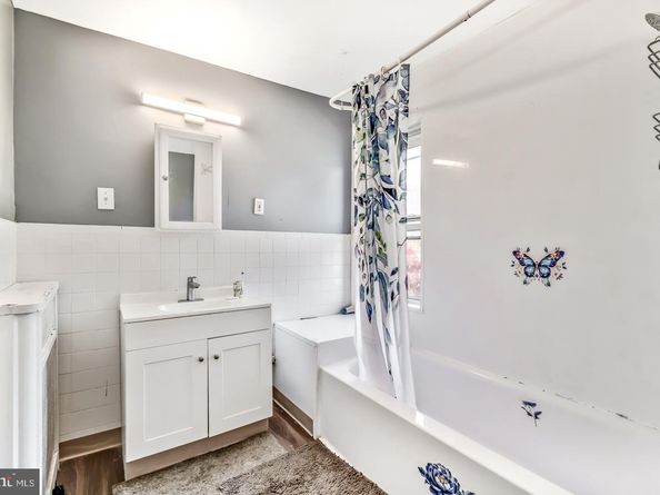 6243 Carpenter Street, Philadelphia PA 19143