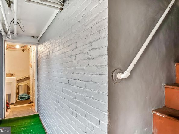 6243 Carpenter Street, Philadelphia PA 19143