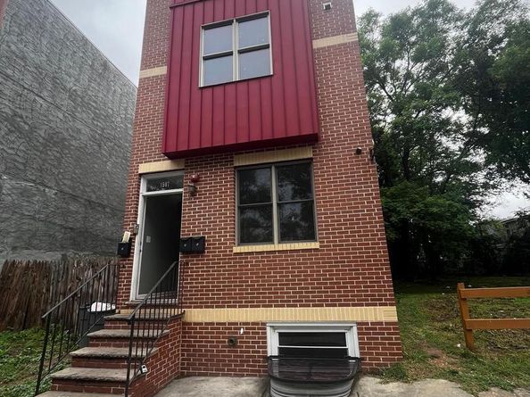 1507 W Susquehanna Avenue, Philadelphia PA 19121