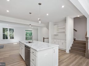 7404 Rocky Creek Terrace, Annandale VA 22003