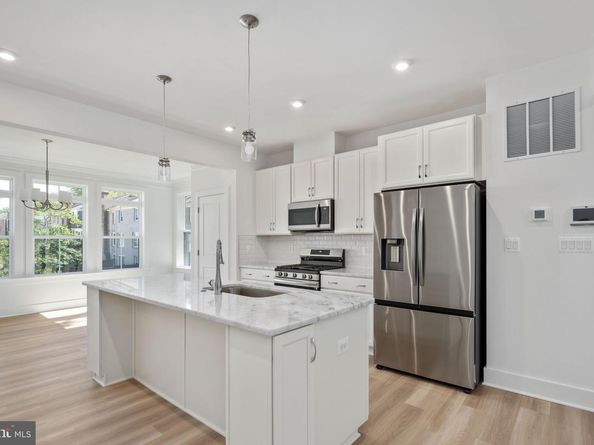 7404 Rocky Creek Terrace, Annandale VA 22003