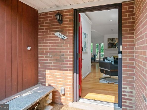 1414 N Johnson Street, Arlington VA 22201