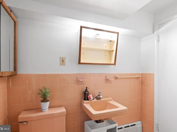 1414 N Johnson Street, Arlington VA 22201