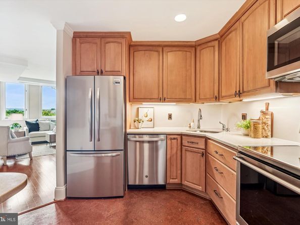 955 26TH Street NW 512, Washington DC 20037