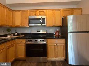 1530 Spring Gate Drive 9317, Mclean VA 22102