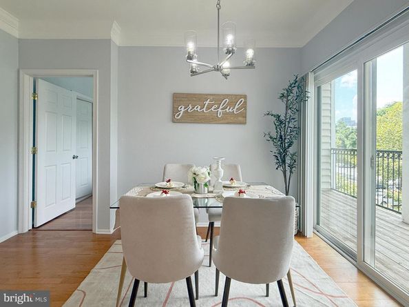 1530 Spring Gate Drive 9317, Mclean VA 22102