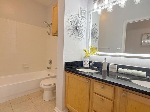 1530 Spring Gate Drive 9317, Mclean VA 22102