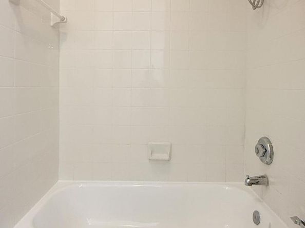 1530 Spring Gate Drive 9317, Mclean VA 22102