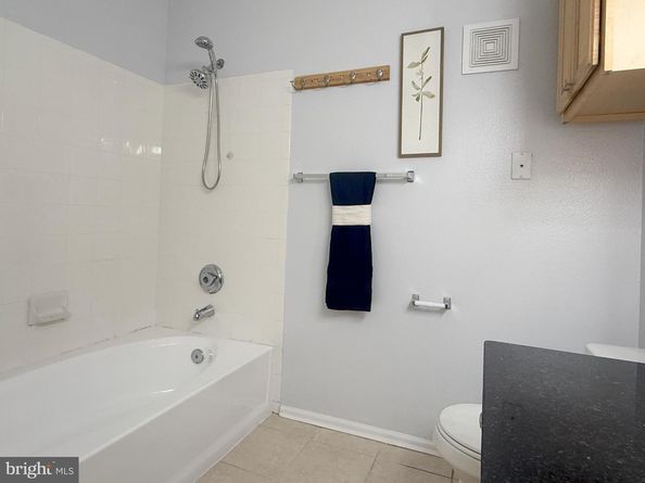 1530 Spring Gate Drive 9317, Mclean VA 22102