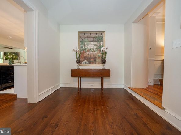 2 Earles Lane, Newtown Square PA 19073