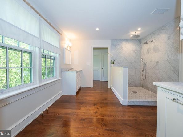 2 Earles Lane, Newtown Square PA 19073