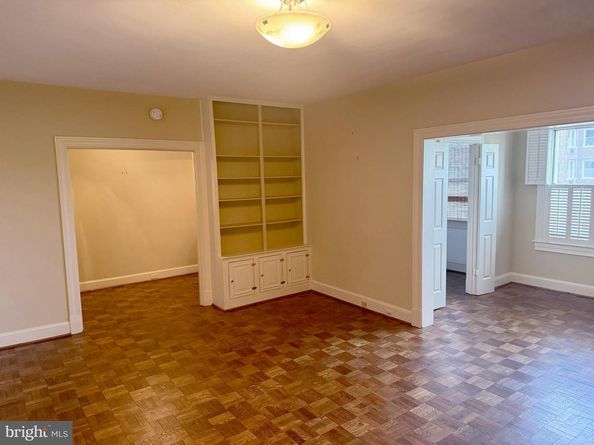 4000 Cathedral Avenue NW 518B, Washington DC 20016