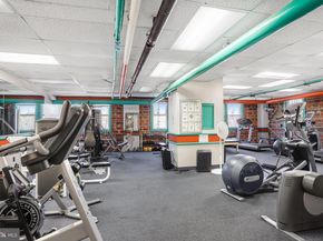 4000 Cathedral Avenue NW 518B, Washington DC 20016