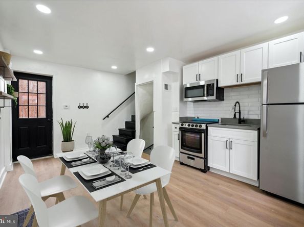 107 W Thompson Street, Philadelphia PA 19122