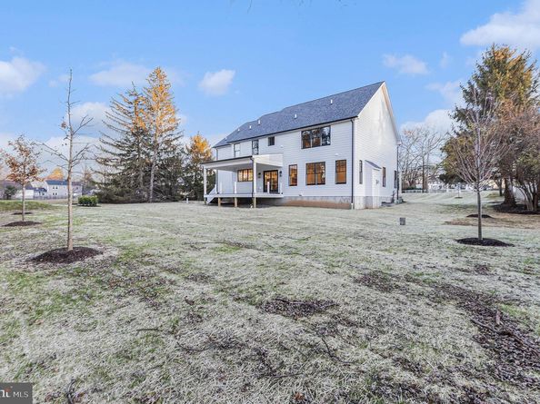 409 W Butler Pike, Ambler PA 19002