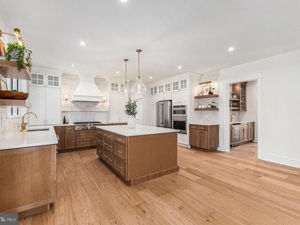 409 W Butler Pike, Ambler PA 19002