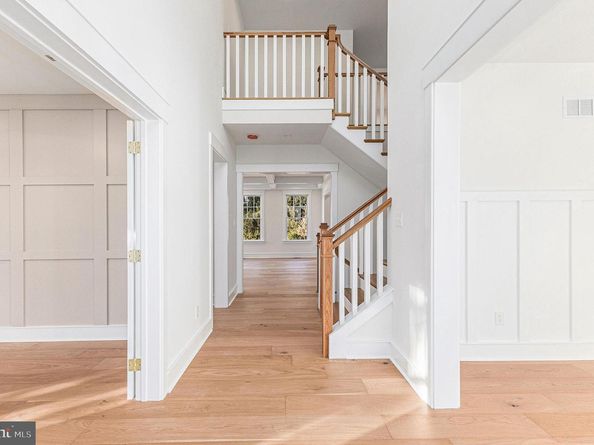 409 W Butler Pike, Ambler PA 19002