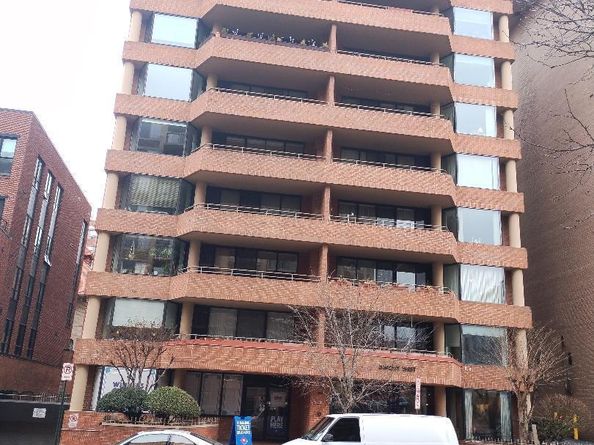 2141 P Street NW 202, Washington DC 20037