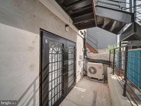 1004 18TH Street NE 2, Washington DC 20002