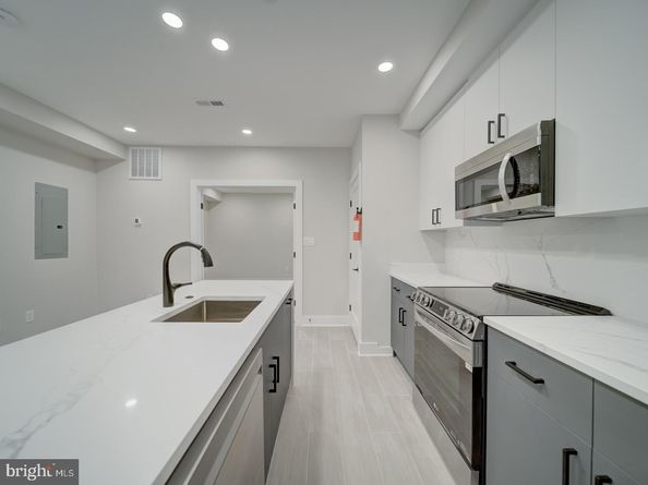 1004 18TH Street NE 2, Washington DC 20002