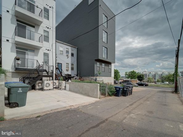 1004 18TH Street NE 2, Washington DC 20002