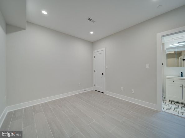 1004 18TH Street NE 2, Washington DC 20002