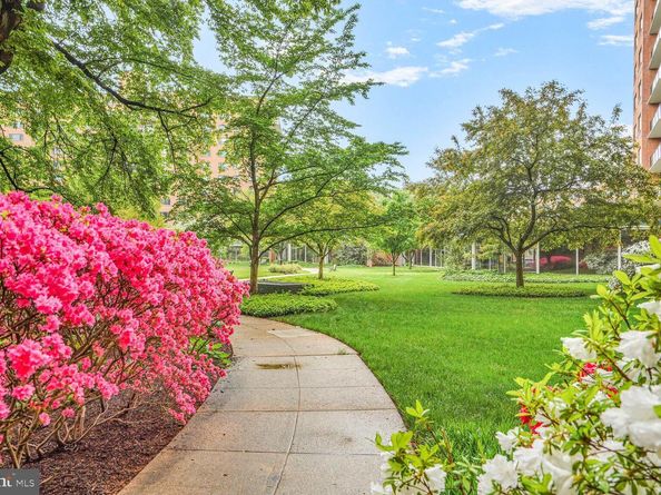 4201 Cathedral Avenue NW 616W, Washington DC 20016