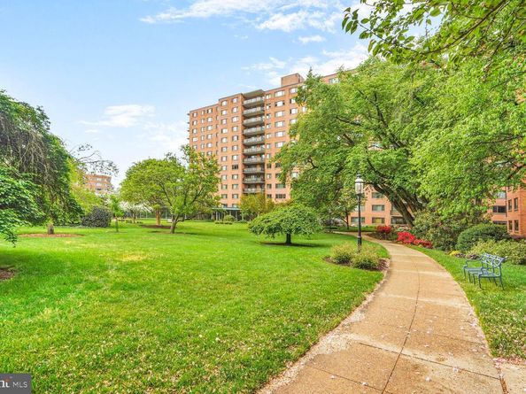 4201 Cathedral Avenue NW 616W, Washington DC 20016