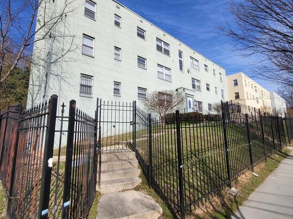 4800 C Street SE 104, Washington DC 20019