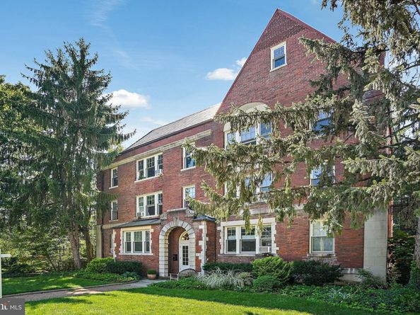 3018 Porter Street NW 201, Washington DC 20008
